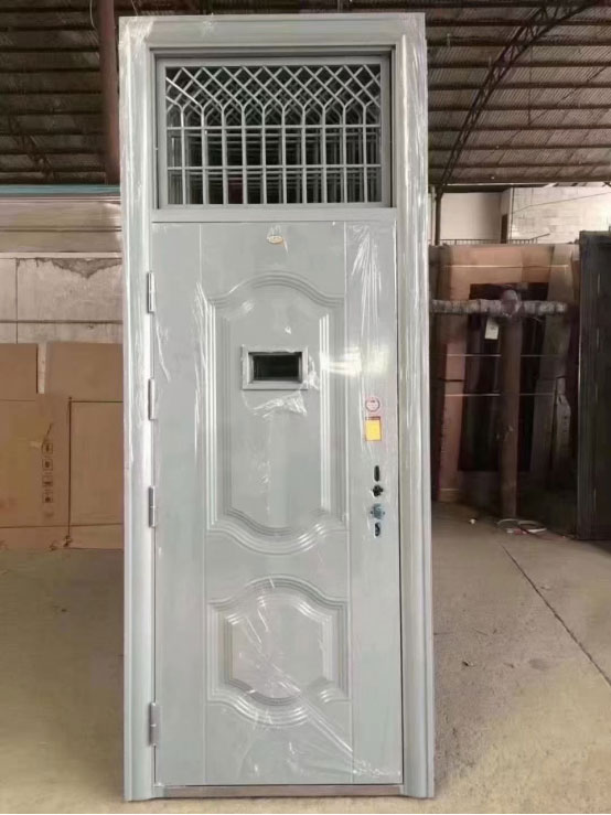 甘谷学校教室门